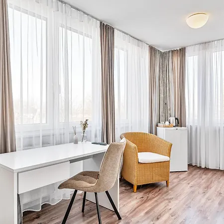 Atelierhaus Budget Hotel 2*